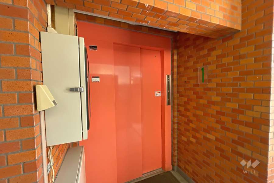 共用エレベーター