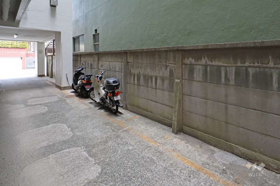 バイク置場