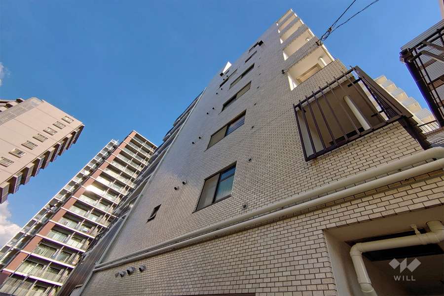 シャトーカデ目黒第１の外観（北西側から）