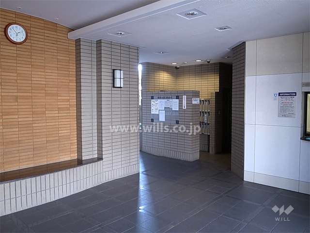 エントランスホール