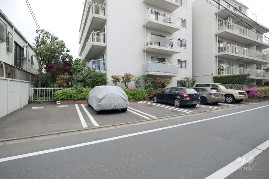 敷地内駐車場（屋外平面式）