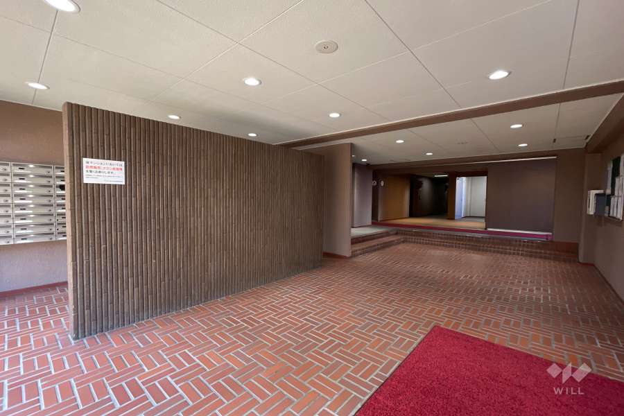 エントランス内