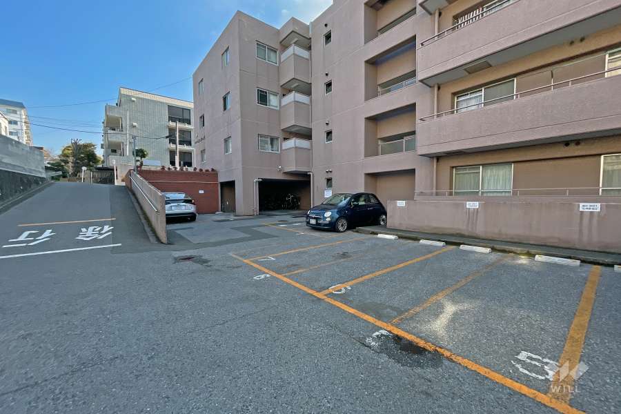 敷地内駐車場（屋外平面式）