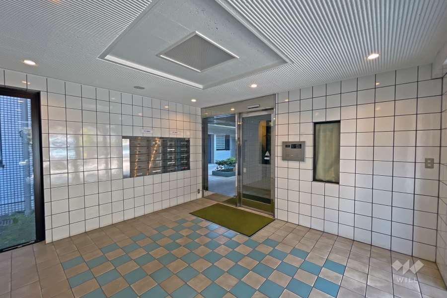 エントランス内