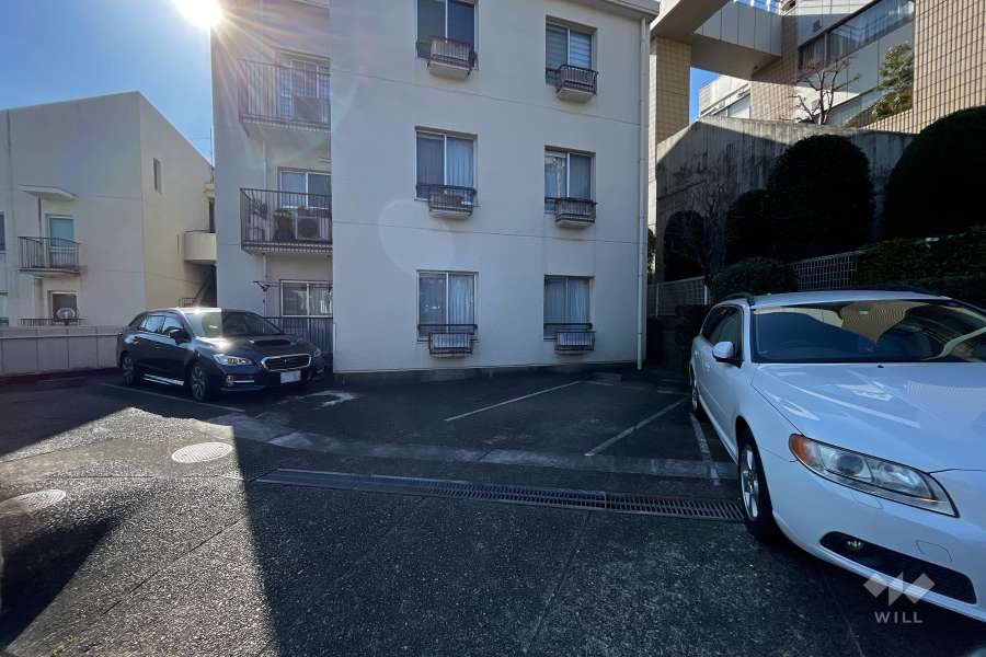 敷地内駐車場（屋外平面式）