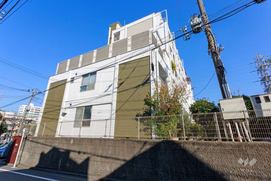 都立大コーポラスの外観（南西側から）