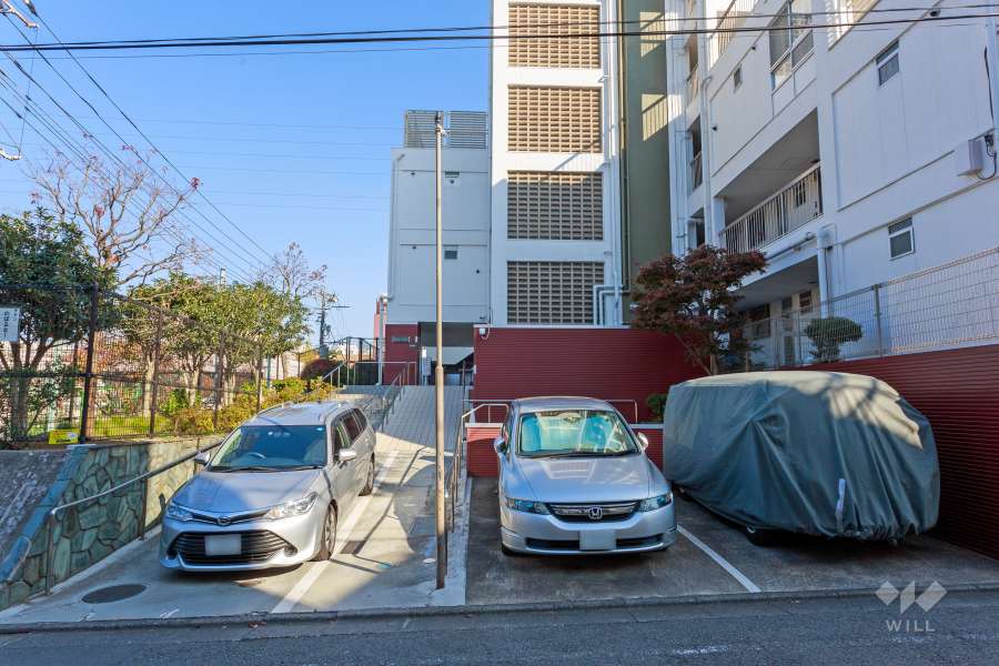敷地内駐車場（屋外平面式）
