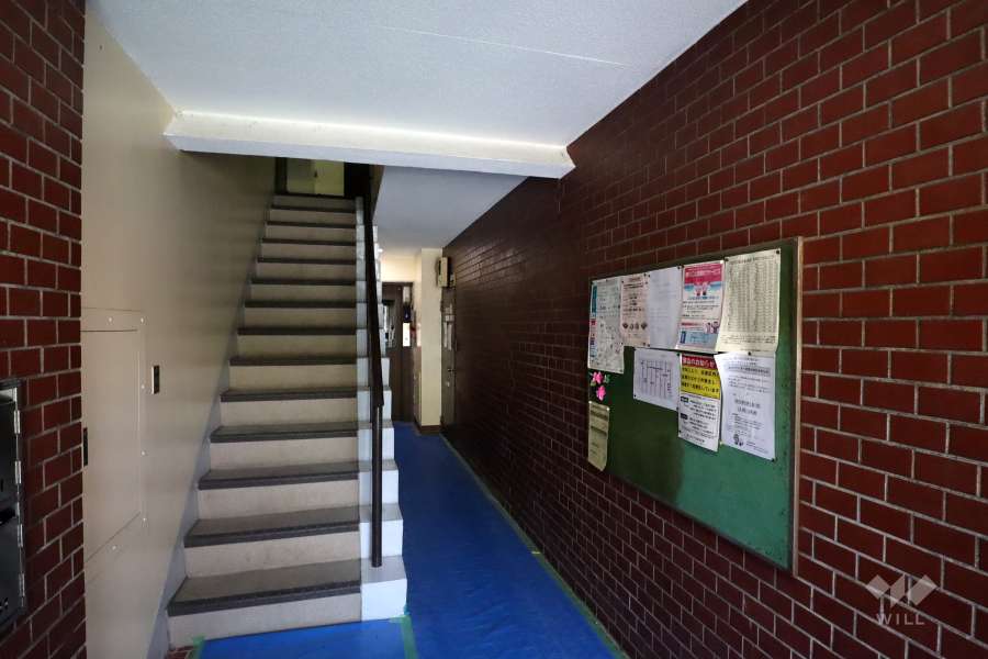 エントランスホール