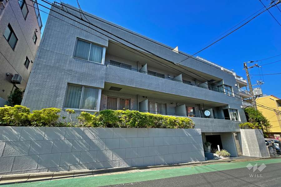 パシフィックパレス都立大の外観（南西側から）