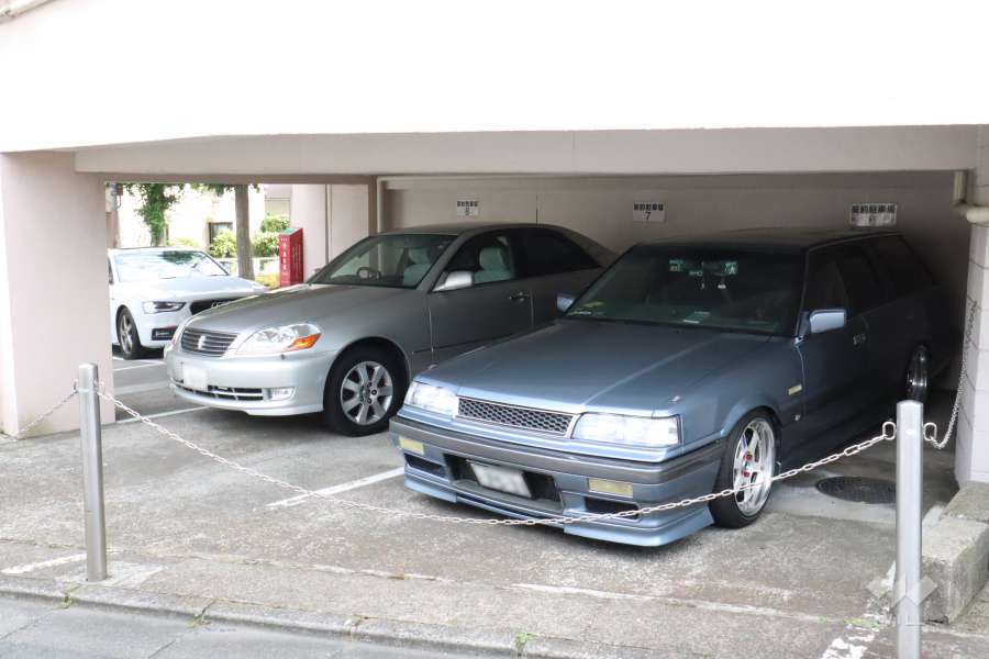 敷地内駐車場（屋内平面式）
