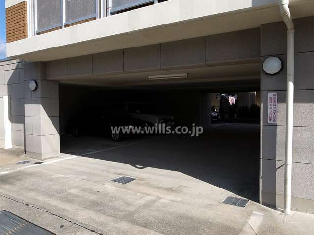 敷地内駐車場（屋内平面式）