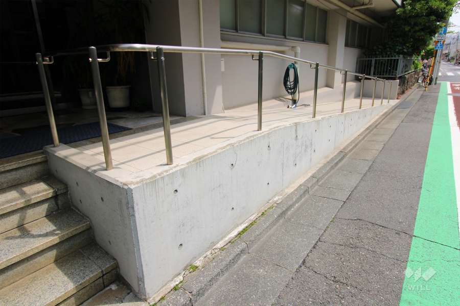 エントランスアプローチ