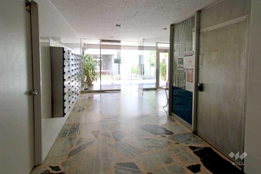 エントランスホール