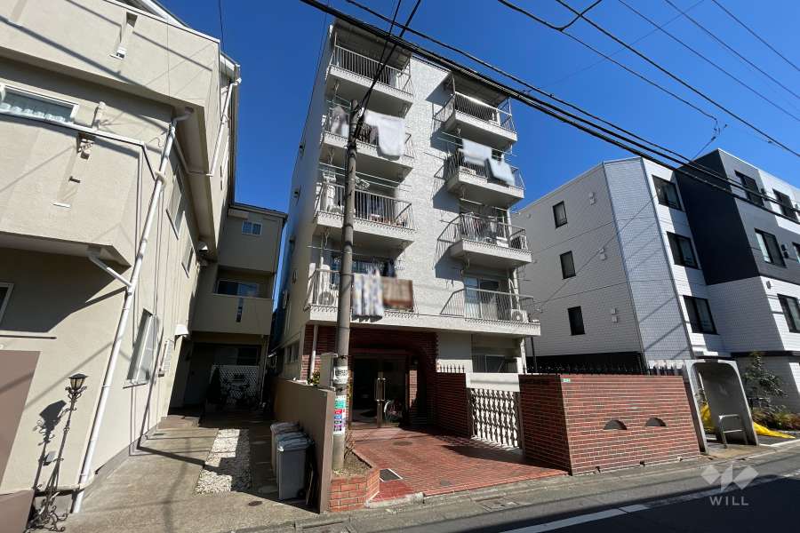 ルピナス祐天寺の外観（南西側から）