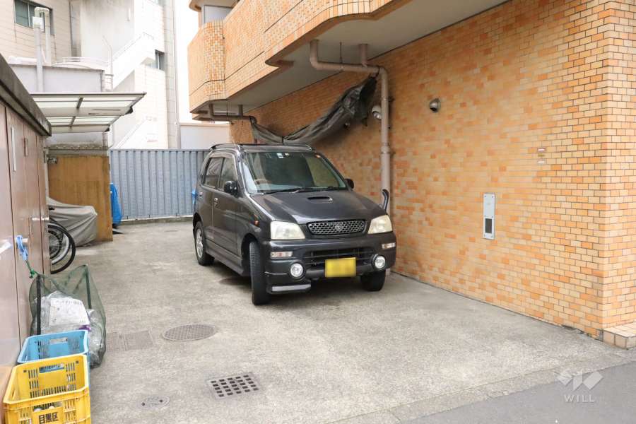 敷地内駐車場（屋外平面式）