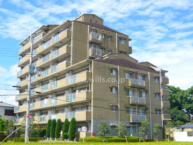 伊丹バラ公園パークホームズの外観（南東側から）