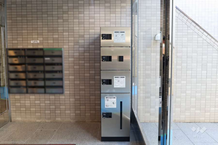 宅配ボックスと共用ポスト