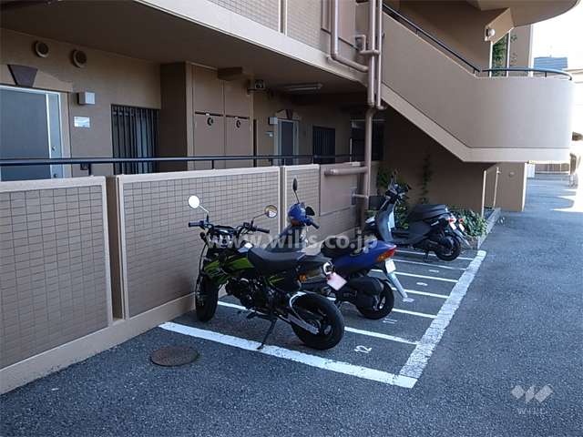 バイク置き場