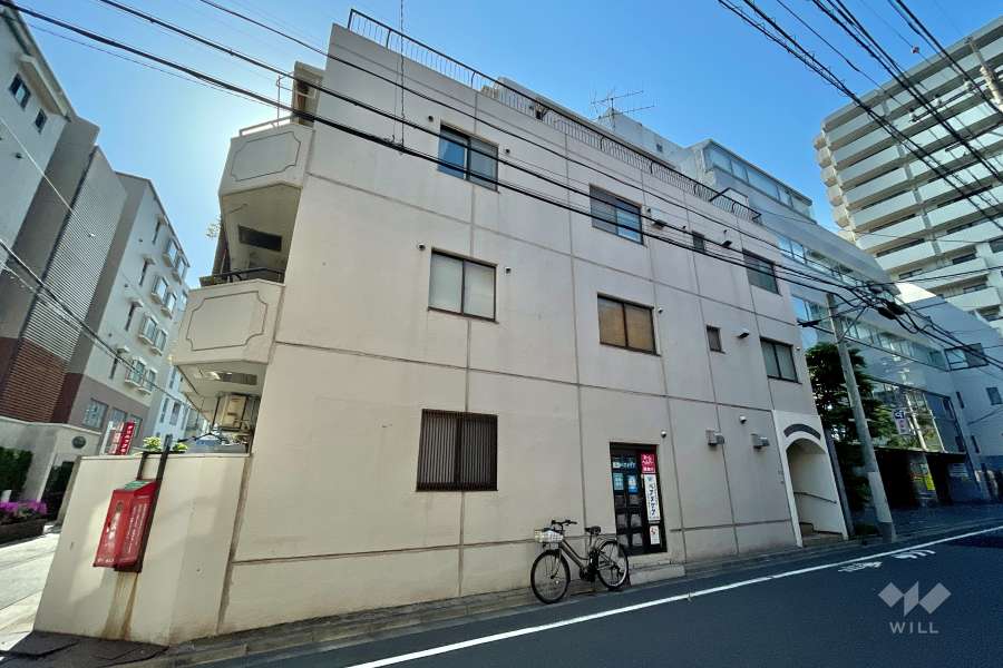 都立大アーバンハイムの外観（南東側から）