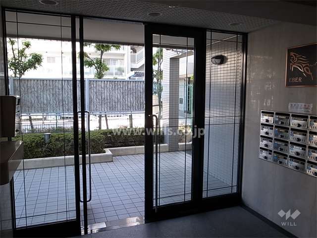 エントランスホール