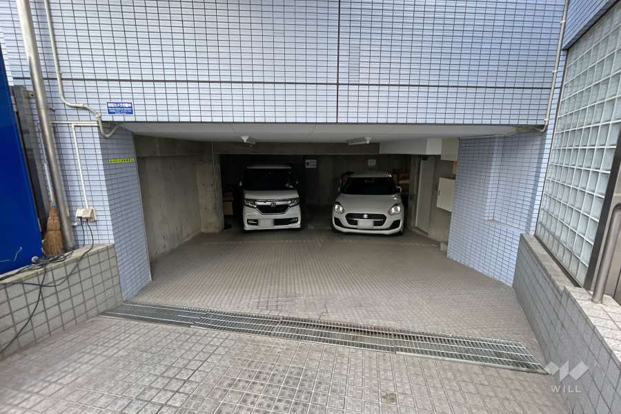 敷地内駐車場（屋内平面式）