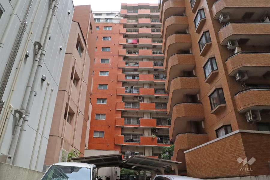 パラスト上目黒の外観(南側から)