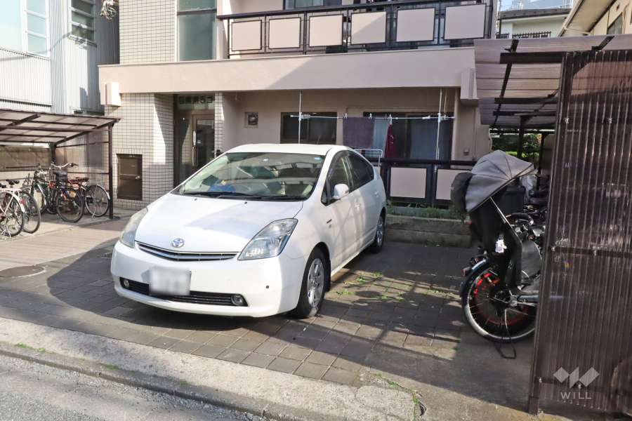 敷地内駐車場（屋外平面式）
