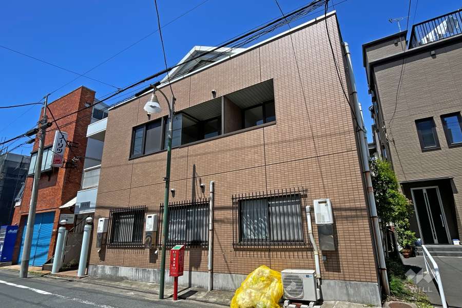 エルヴィーナ目黒の外観（東側から）