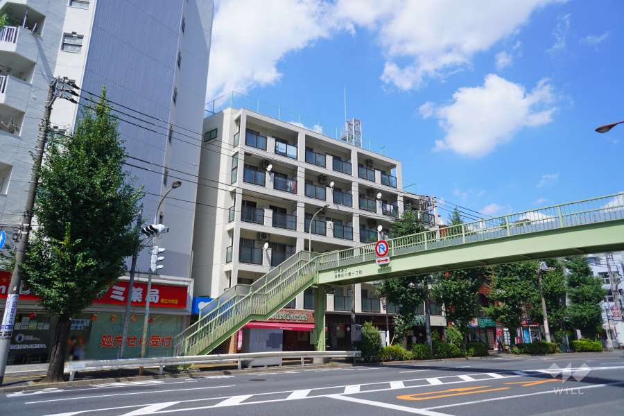 都立大バロンズコートの外観（南西側から）