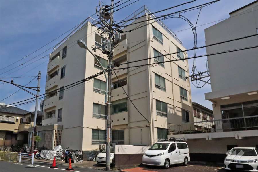 目黒第１コーポラスの外観(南西側)から