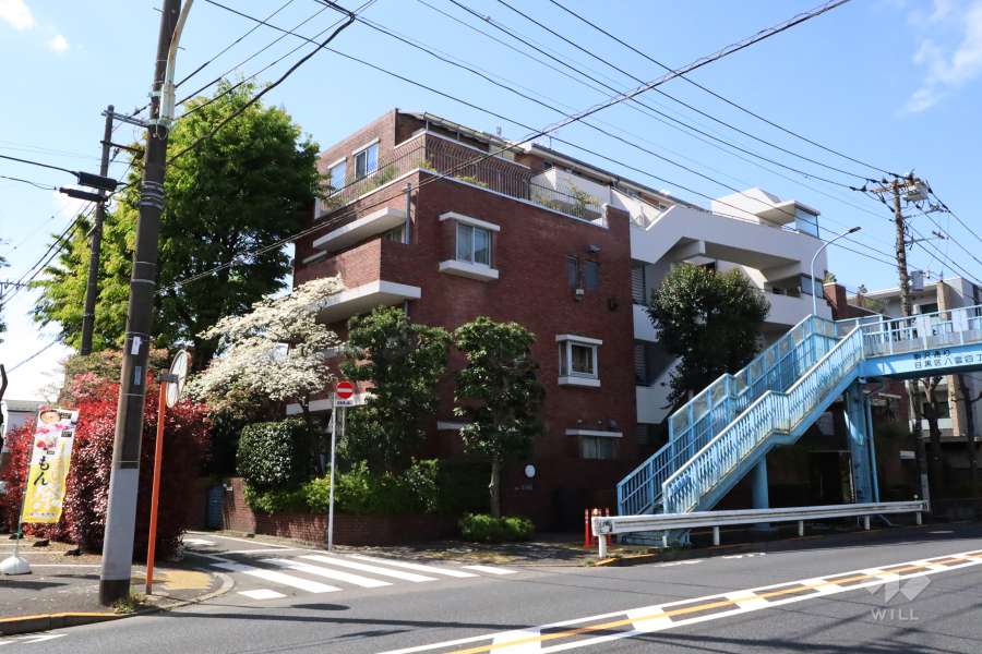 １７ホームズの外観(北東側から)