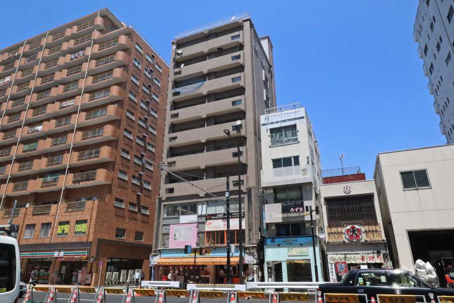 サンライズ中目黒の外観（南側から）