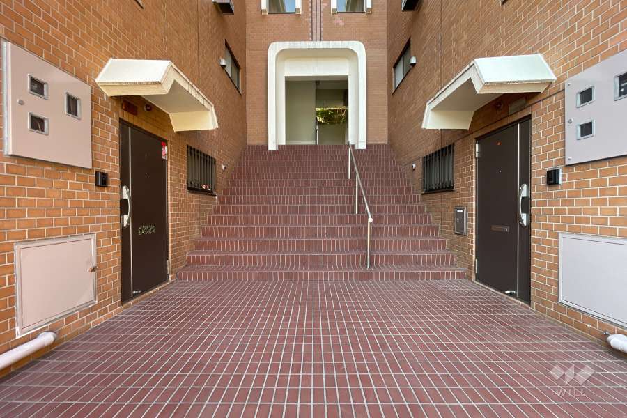 共用廊下と階段