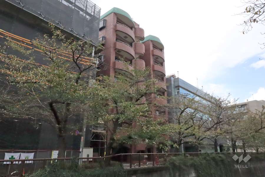 ＶＩＥＷ東山の外観（北東側から）