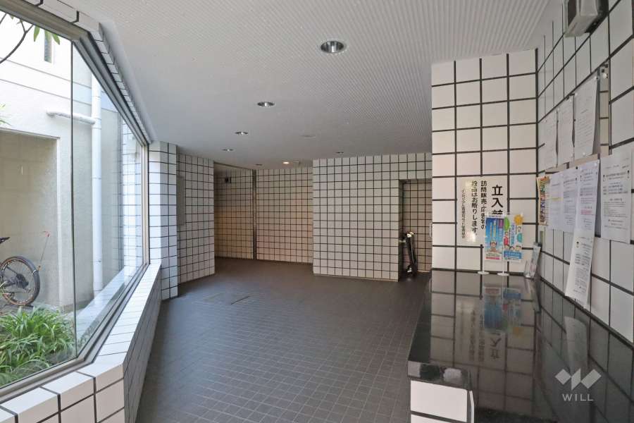 エントランスホール