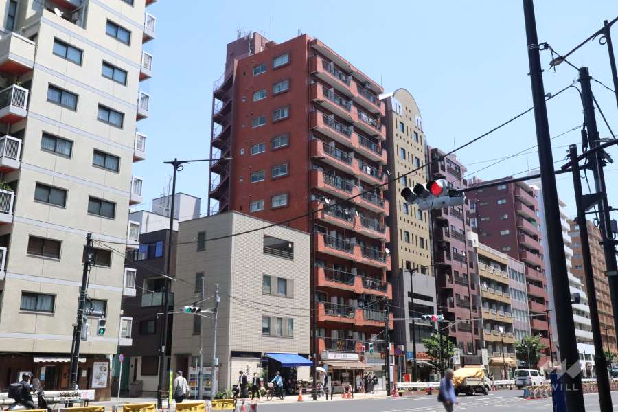 ペガサスマンション青葉台の外観(西側から)