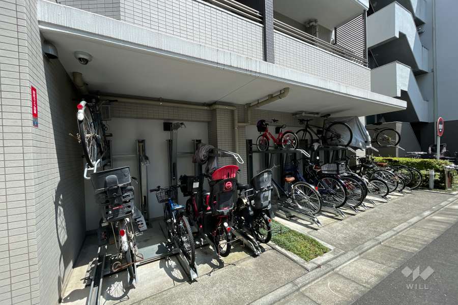 駐輪場（屋根付き）