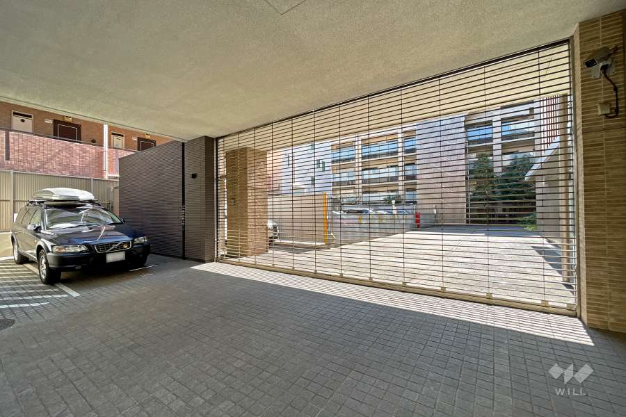 敷地内駐車場（屋内平面式・屋外機械式）