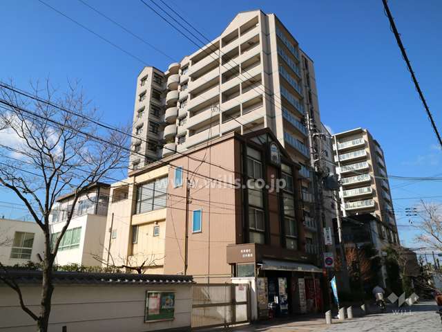 ヨークベル伊丹中央の外観（南東側から）