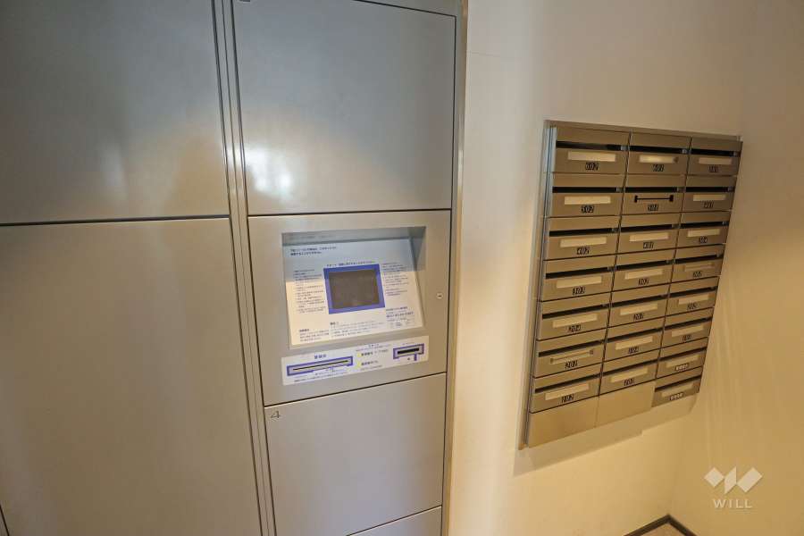 宅配ボックスと共用ポスト