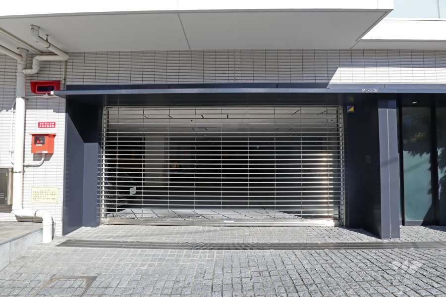 敷地内駐車場（屋内平面式）