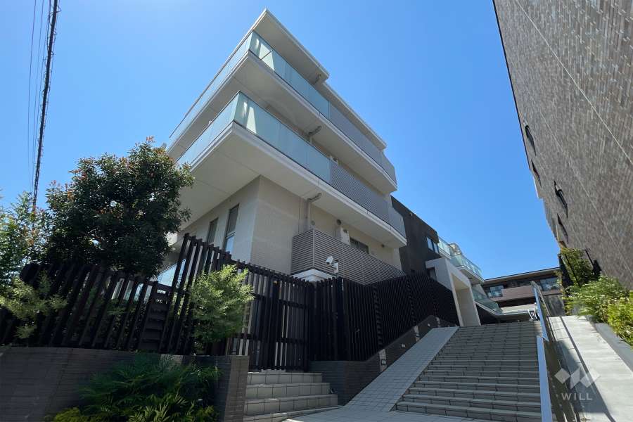 オープンレジデンシア目黒八雲の外観（東側から）