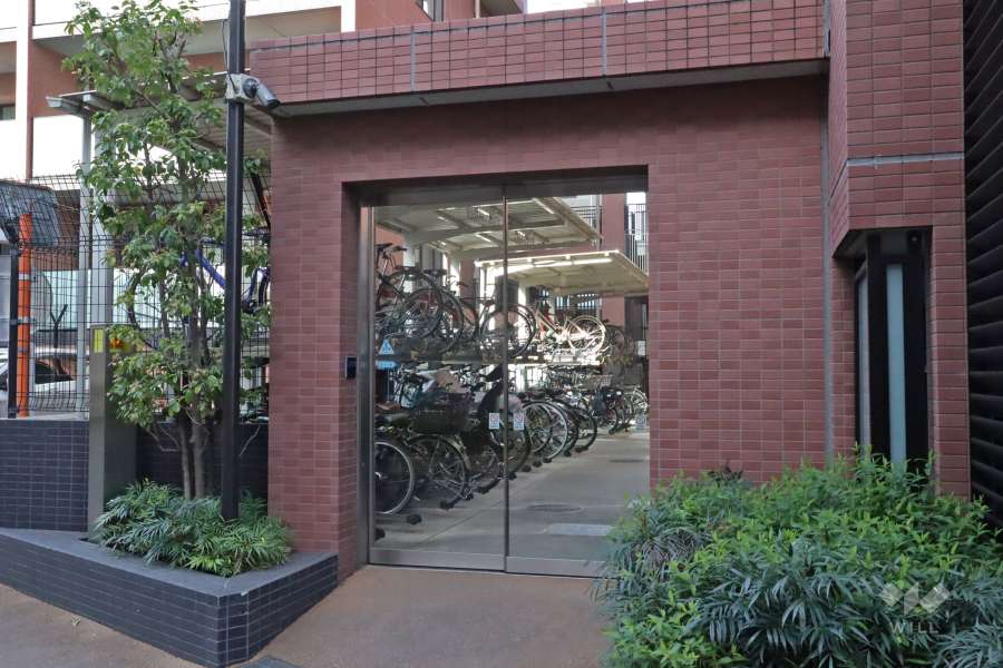 駐輪場出入口