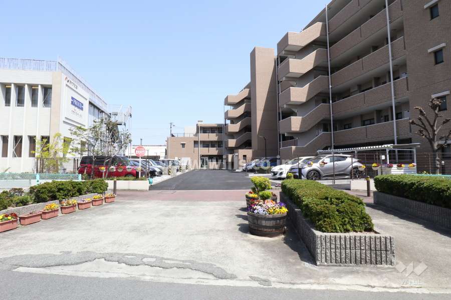駐車場の出入口