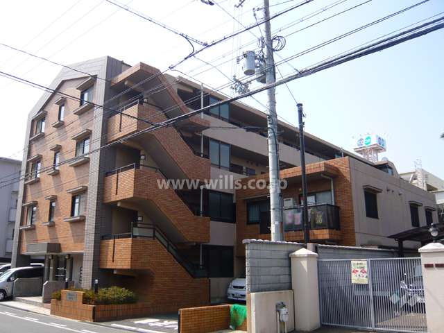 ローズコーポ新伊丹の外観（北東から）
