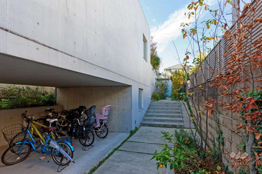 エントランスアプローチ