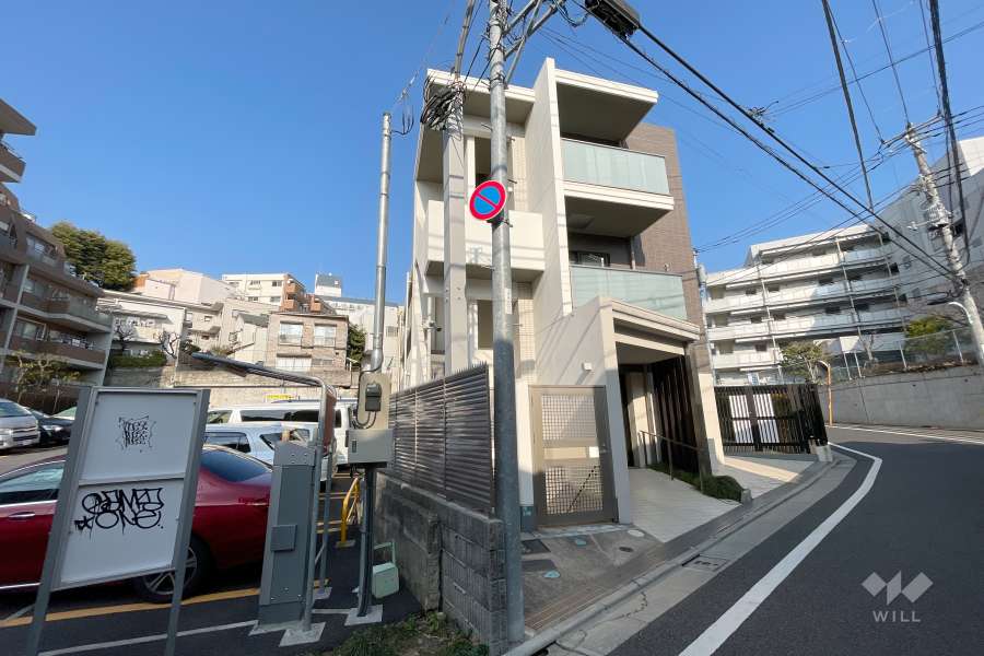 オープンレジデンシア中目黒別所坂の外観（北西側から）