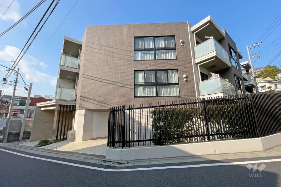 オープンレジデンシア中目黒別所坂の外観（南西側から）