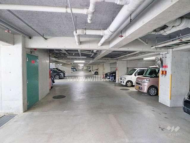 敷地内駐車場(屋内平面式 )