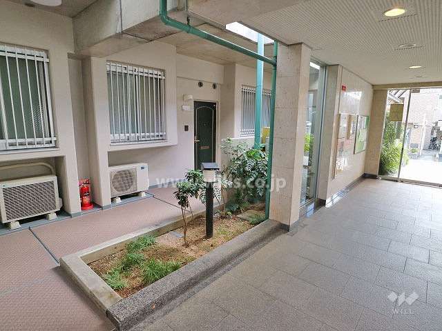 エントランスホール